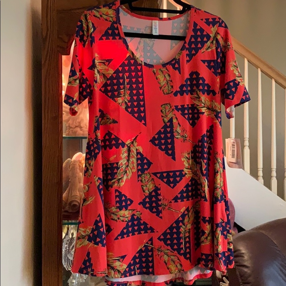 LulaRoe Perfect T